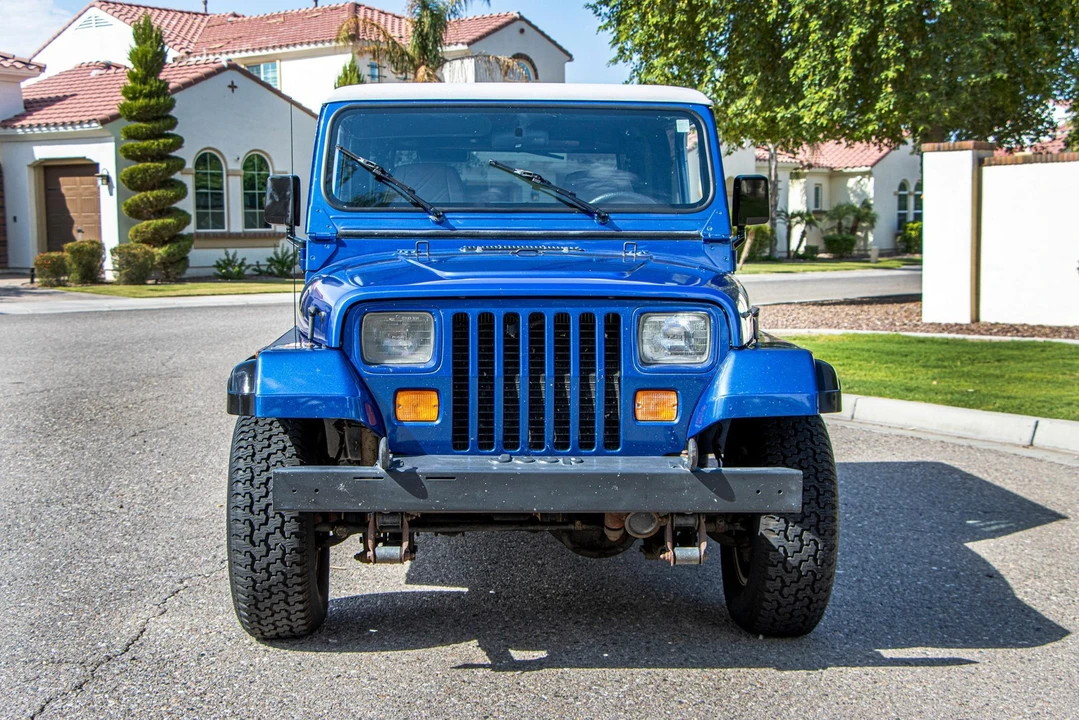 1994 Jeep YJ Wrangler - Image 19 of 31