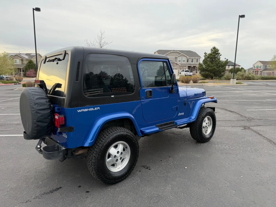 1994 Jeep YJ Wrangler - Image 10 of 21