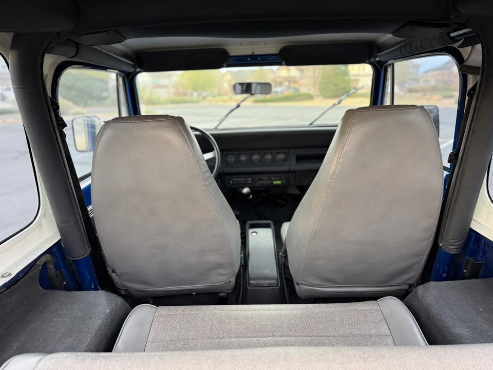 1994 Jeep YJ Wrangler - Image 16 of 21