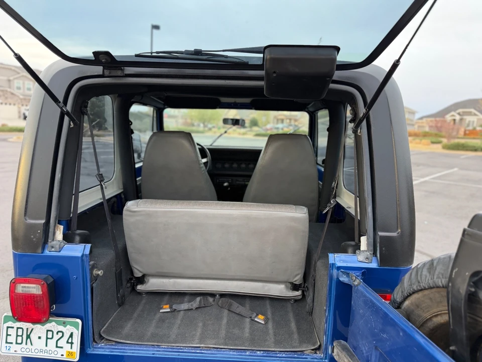 1994 Jeep YJ Wrangler - Image 15 of 21