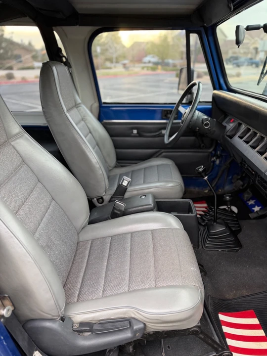 1994 Jeep YJ Wrangler - Image 17 of 21