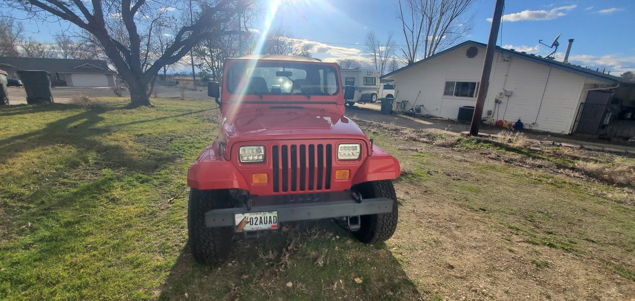 1994 Jeep YJ Wrangler - Image 21 of 31
