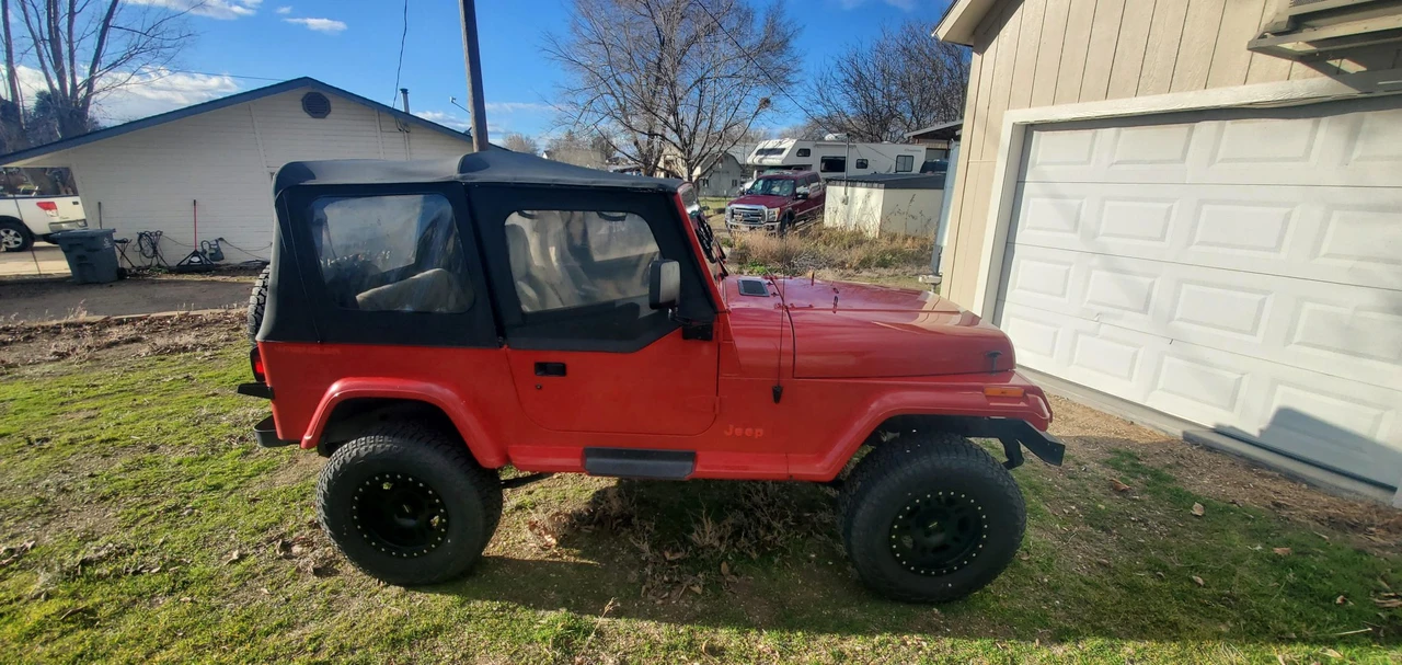 1994 Jeep YJ Wrangler - Image 19 of 31