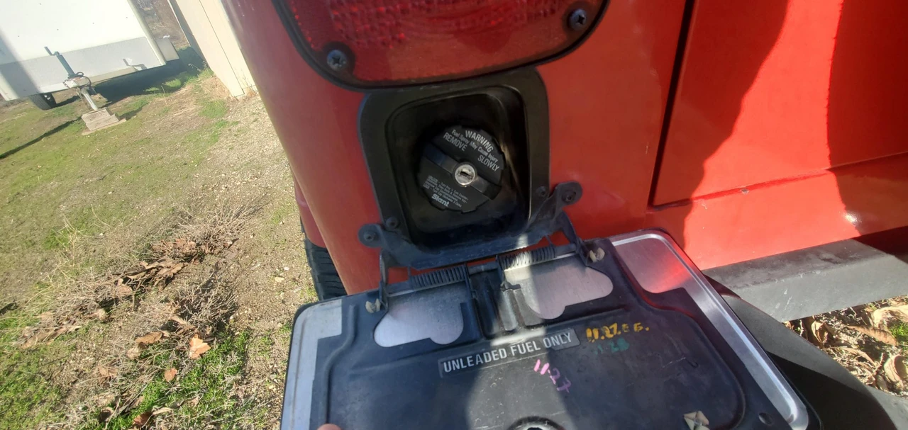 1994 Jeep YJ Wrangler - Image 27 of 31