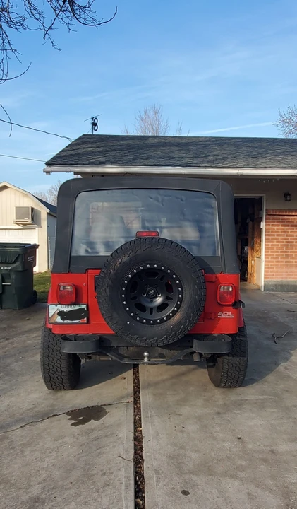 1994 Jeep YJ Wrangler - Image 5 of 31