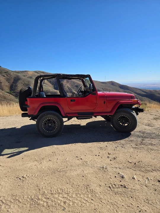 1994 Jeep YJ Wrangler - Image 7 of 31