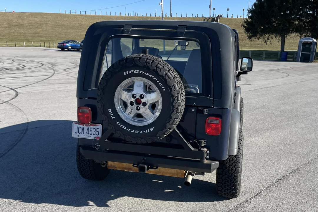 1994 Jeep YJ Wrangler - Image 14 of 31