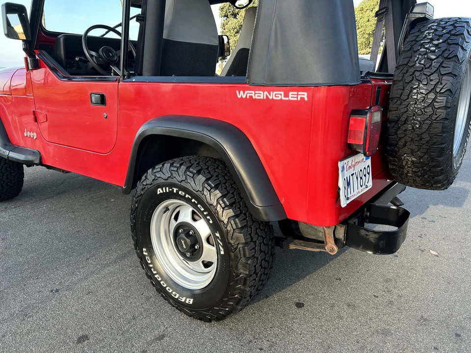1994 Jeep YJ Wrangler - Image 30 of 31