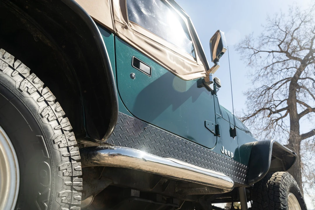 1994 Jeep YJ Wrangler - Image 22 of 31