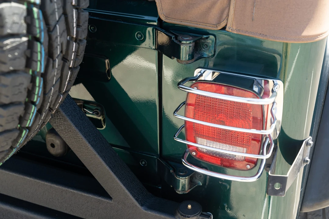 1994 Jeep YJ Wrangler - Image 27 of 31