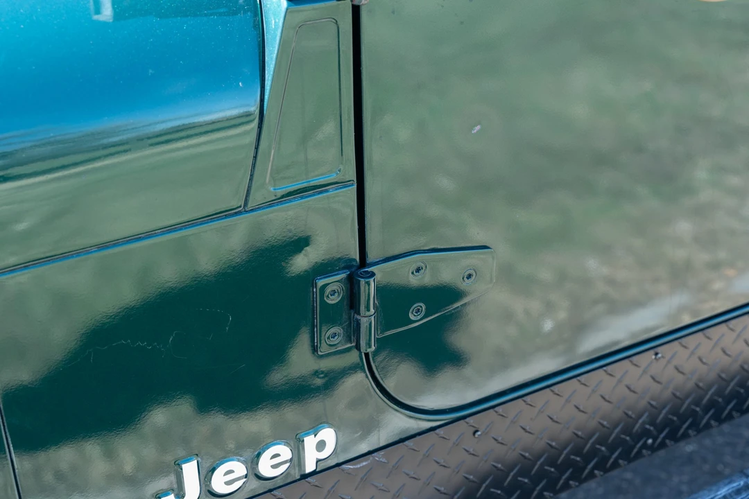 1994 Jeep YJ Wrangler - Image 24 of 31