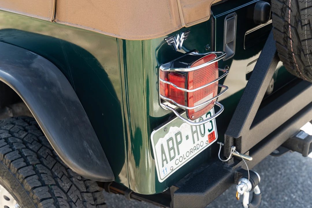 1994 Jeep YJ Wrangler - Image 26 of 31