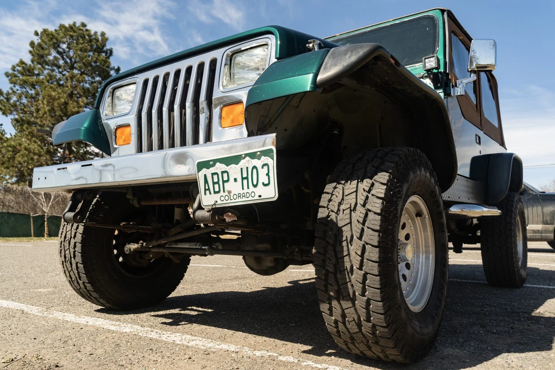 1994 Jeep YJ Wrangler - Image 18 of 31