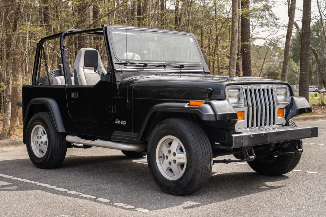 1994 Jeep YJ Wrangler - Image 8 of 31