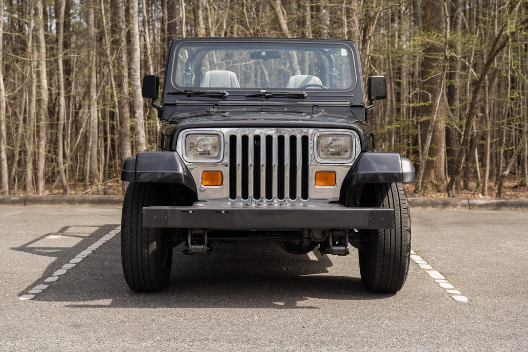 1994 Jeep YJ Wrangler - Image 9 of 31