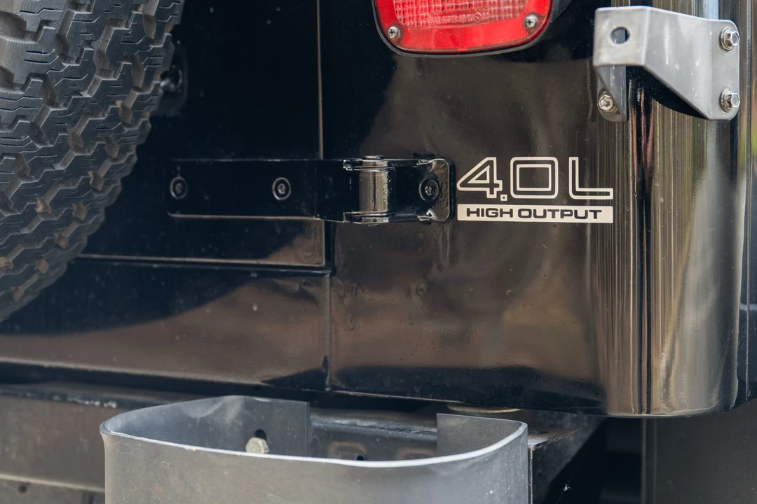 1994 Jeep YJ Wrangler - Image 28 of 31