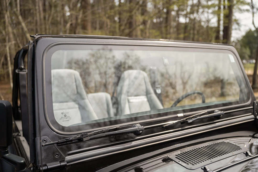 1994 Jeep YJ Wrangler - Image 30 of 31