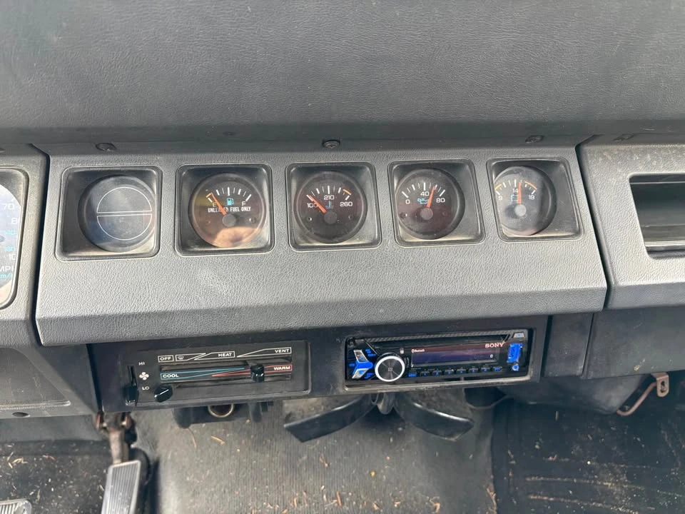 1994 Jeep YJ Wrangler - Image 15 of 15