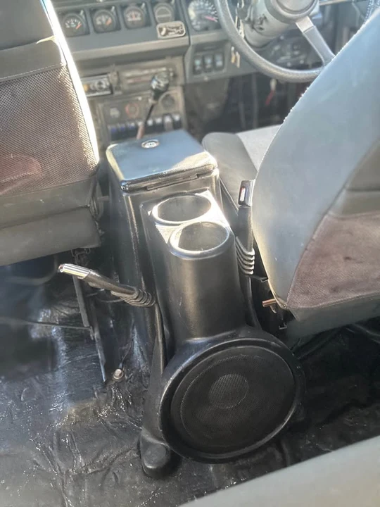 1994 Jeep YJ Wrangler - Image 6 of 10