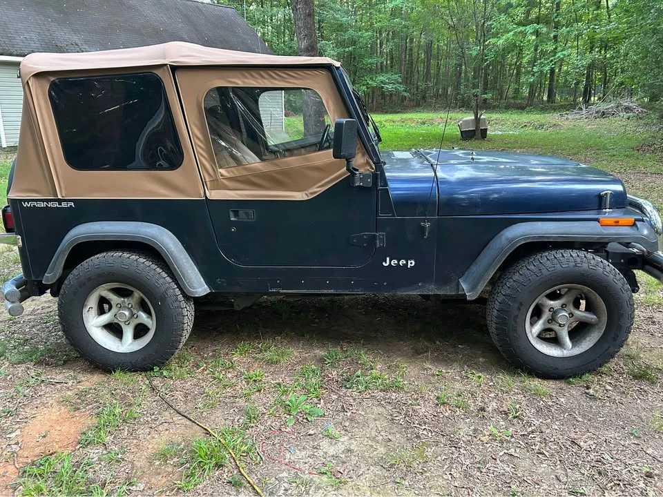 1994 Jeep YJ Wrangler - Image 5 of 5