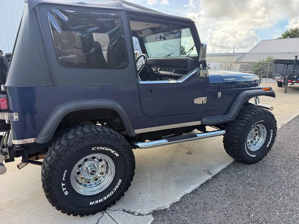 1994 Jeep YJ Wrangler - Image 8 of 14