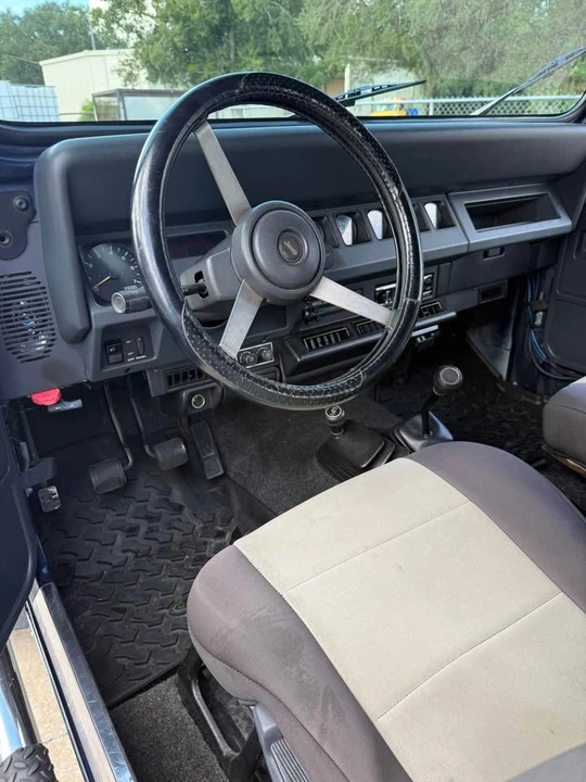 1994 Jeep YJ Wrangler - Image 11 of 14