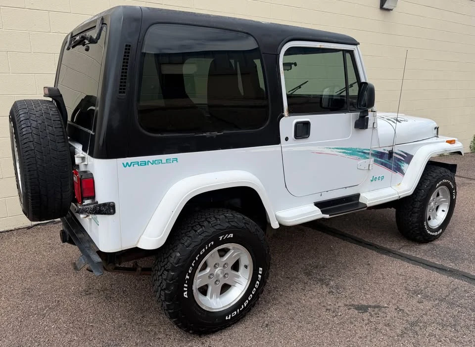 1994 Jeep YJ Wrangler - Image 2 of 18