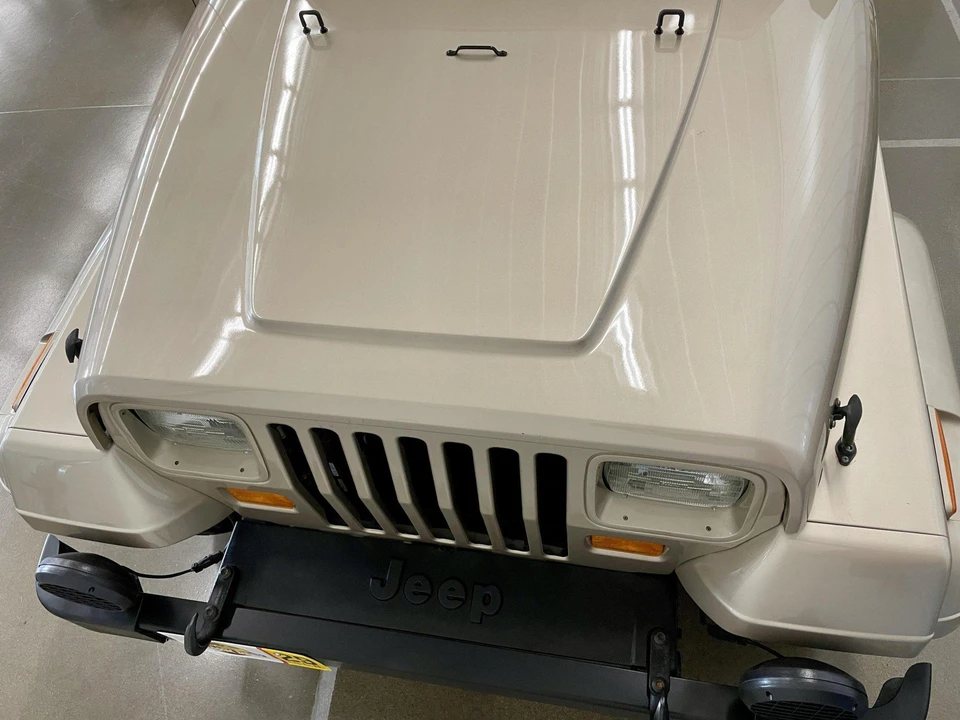 1994 Jeep YJ Wrangler - Image 11 of 31