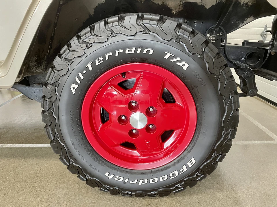 1994 Jeep YJ Wrangler - Image 24 of 31