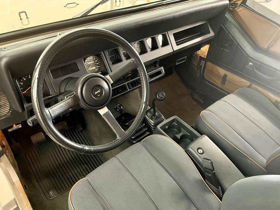 1994 Jeep YJ Wrangler - Image 31 of 31