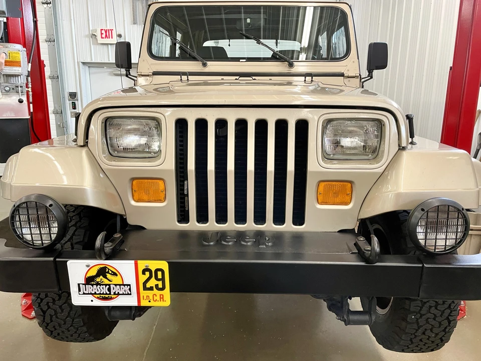 1994 Jeep YJ Wrangler - Image 10 of 31
