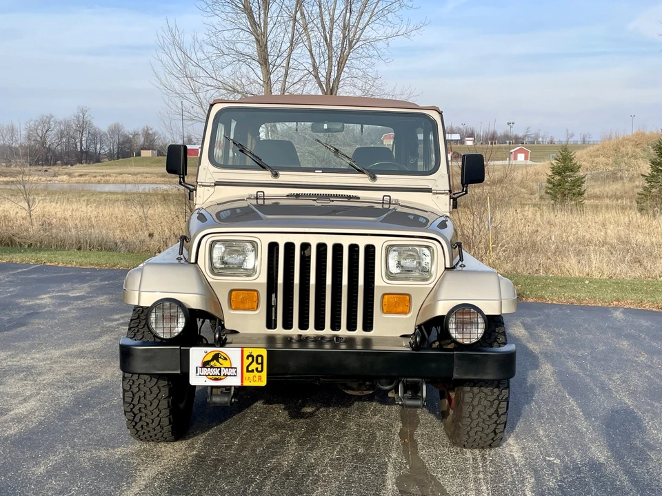 1994 Jeep YJ Wrangler - Image 9 of 31