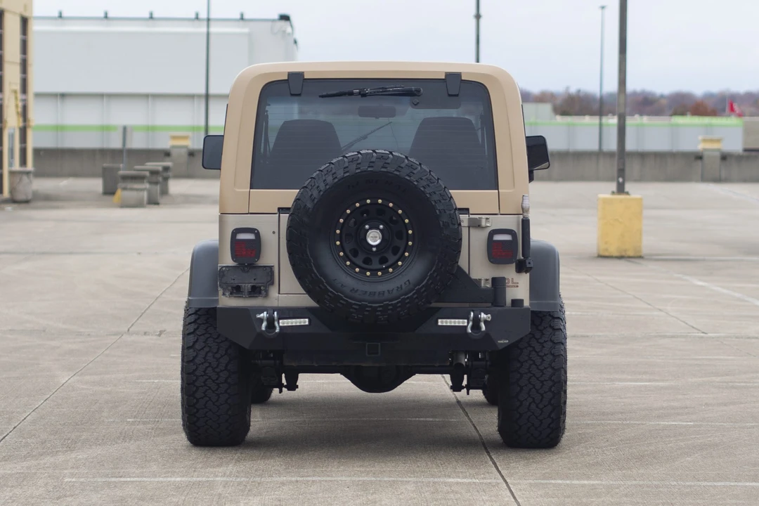 1994 Jeep YJ Wrangler - Image 5 of 31
