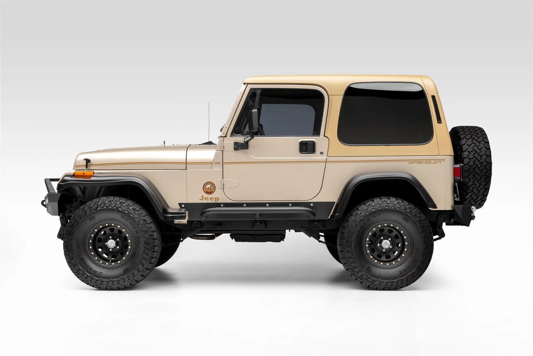 1994 Jeep YJ Wrangler - Image 19 of 31