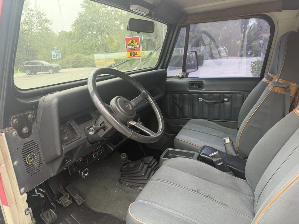 1994 Jeep YJ Wrangler - Image 21 of 31