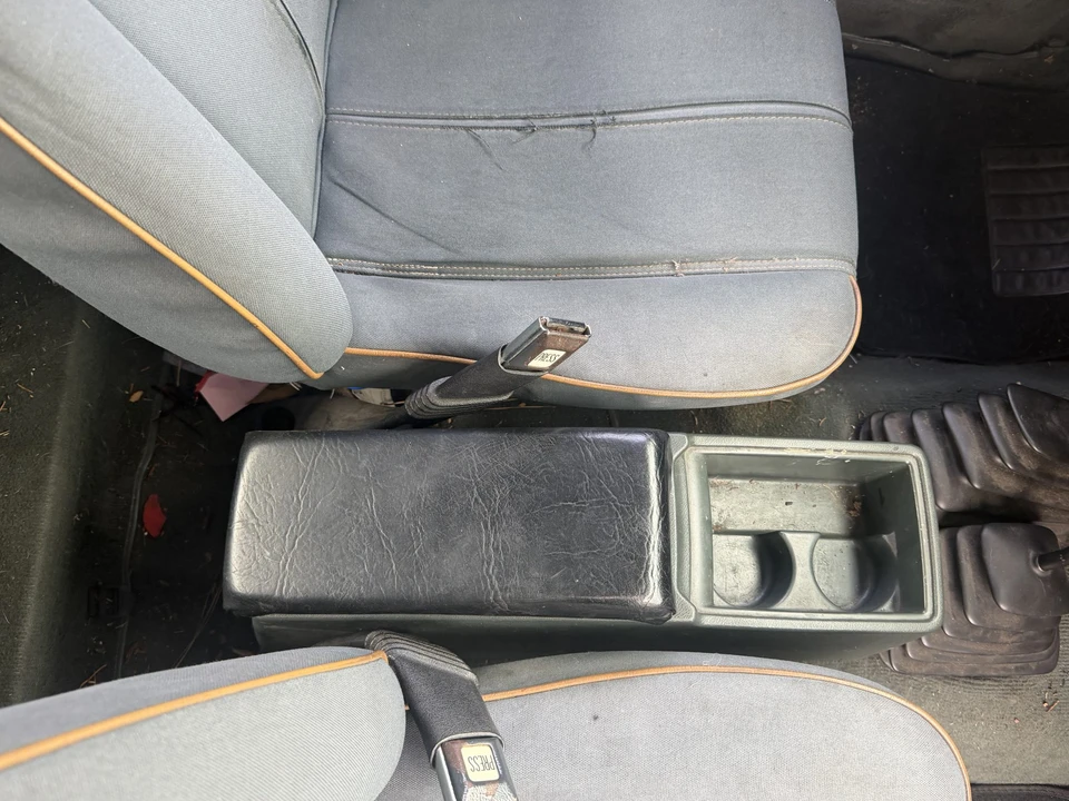 1994 Jeep YJ Wrangler - Image 30 of 31