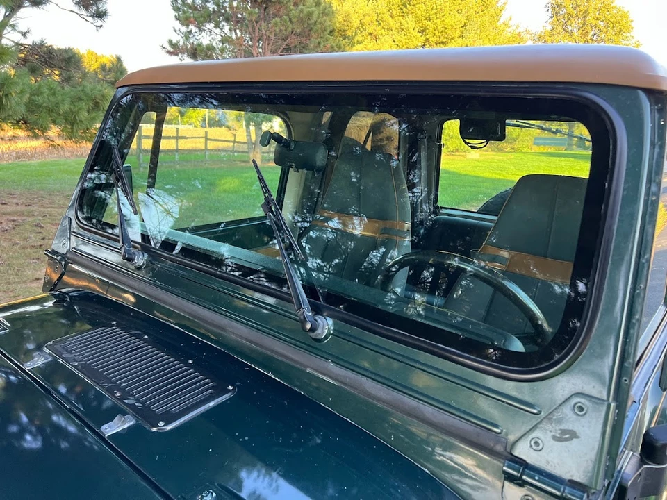 1994 Jeep YJ Wrangler - Image 20 of 31