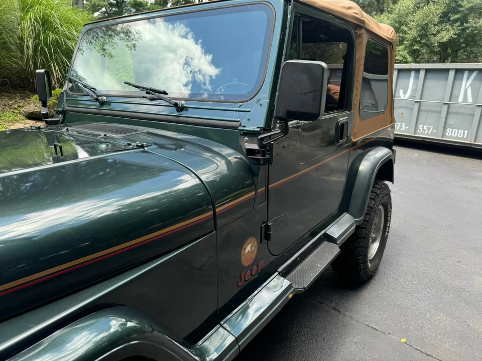 1994 Jeep YJ Wrangler - Image 22 of 31