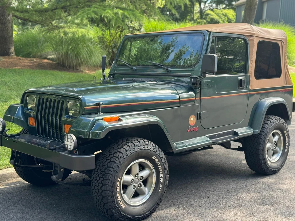 1994 Jeep YJ Wrangler - Image 6 of 31