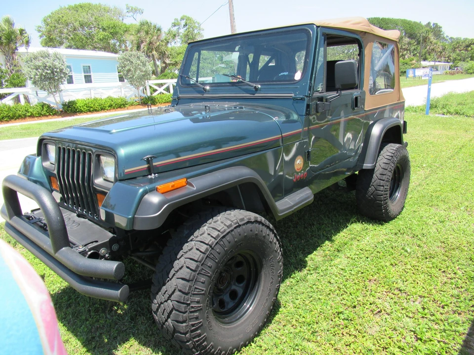 1994 Jeep YJ Wrangler - Image 9 of 31