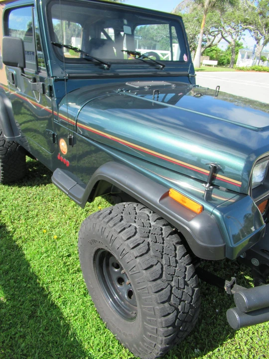 1994 Jeep YJ Wrangler - Image 27 of 31