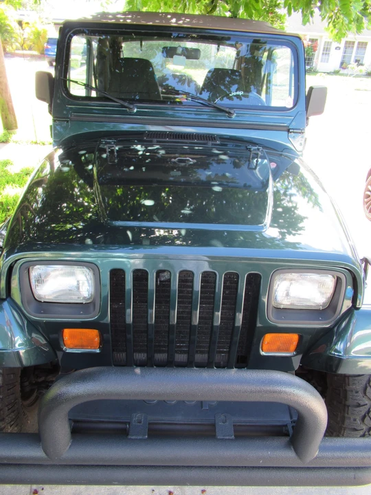 1994 Jeep YJ Wrangler - Image 17 of 31