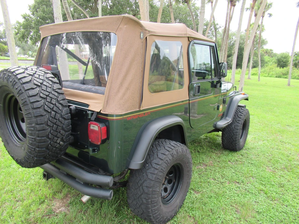 1994 Jeep YJ Wrangler - Image 5 of 31