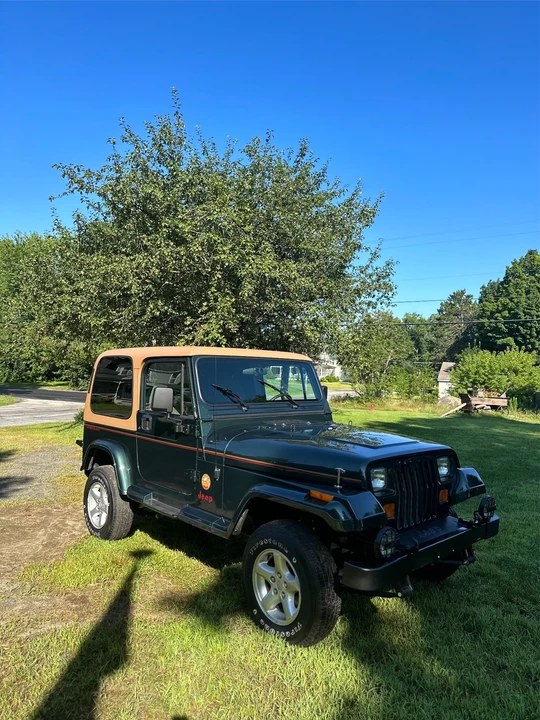 1994 Jeep YJ Wrangler - Image 11 of 31