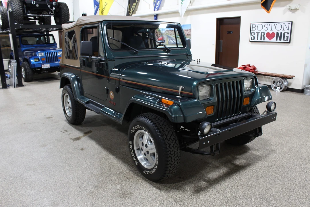 1994 Jeep YJ Wrangler - Image 16 of 31