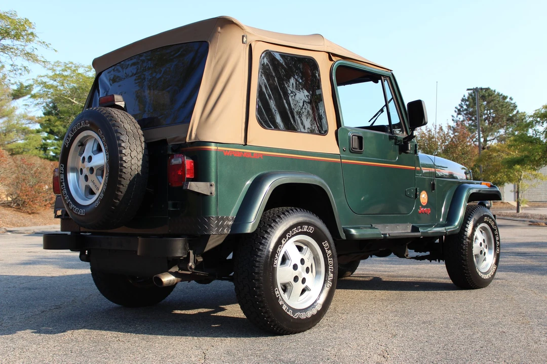 1994 Jeep YJ Wrangler - Image 20 of 31
