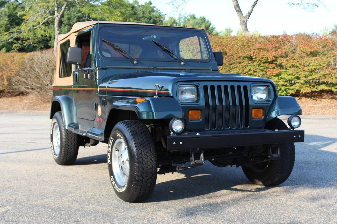 1994 Jeep YJ Wrangler - Image 10 of 31