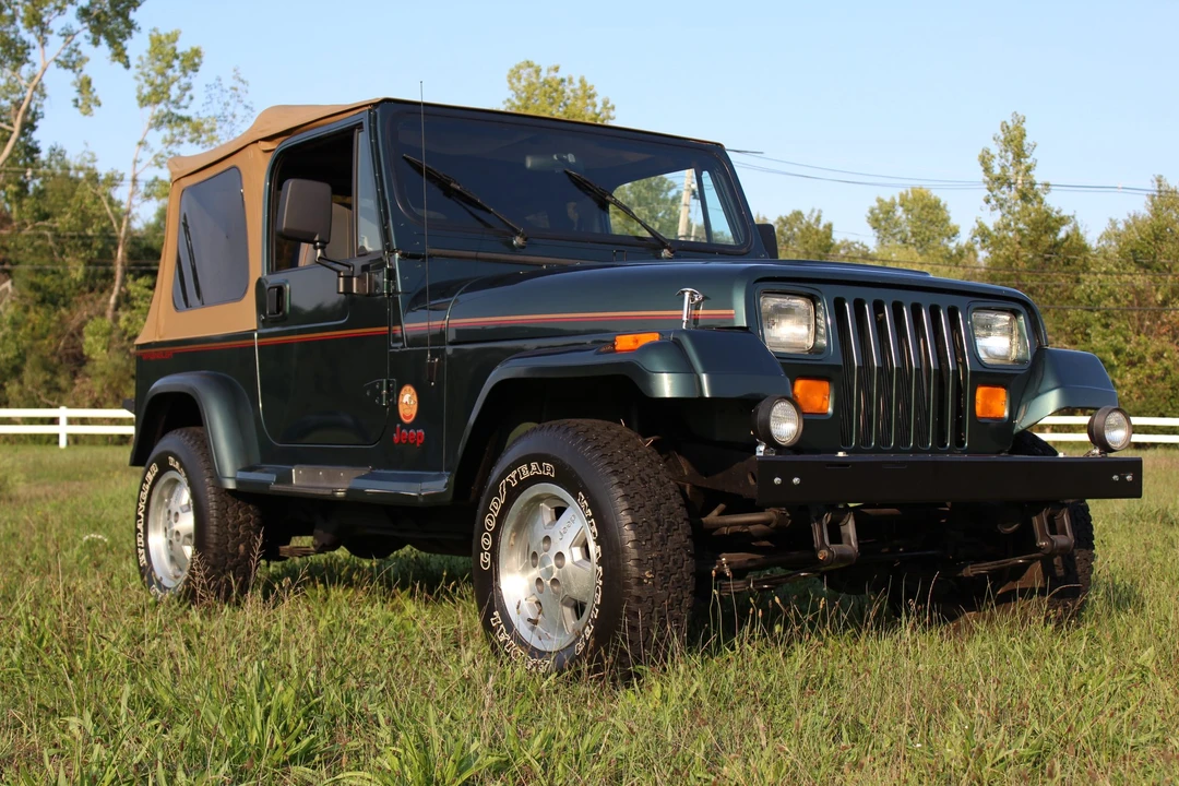 1994 Jeep YJ Wrangler - Image 14 of 31