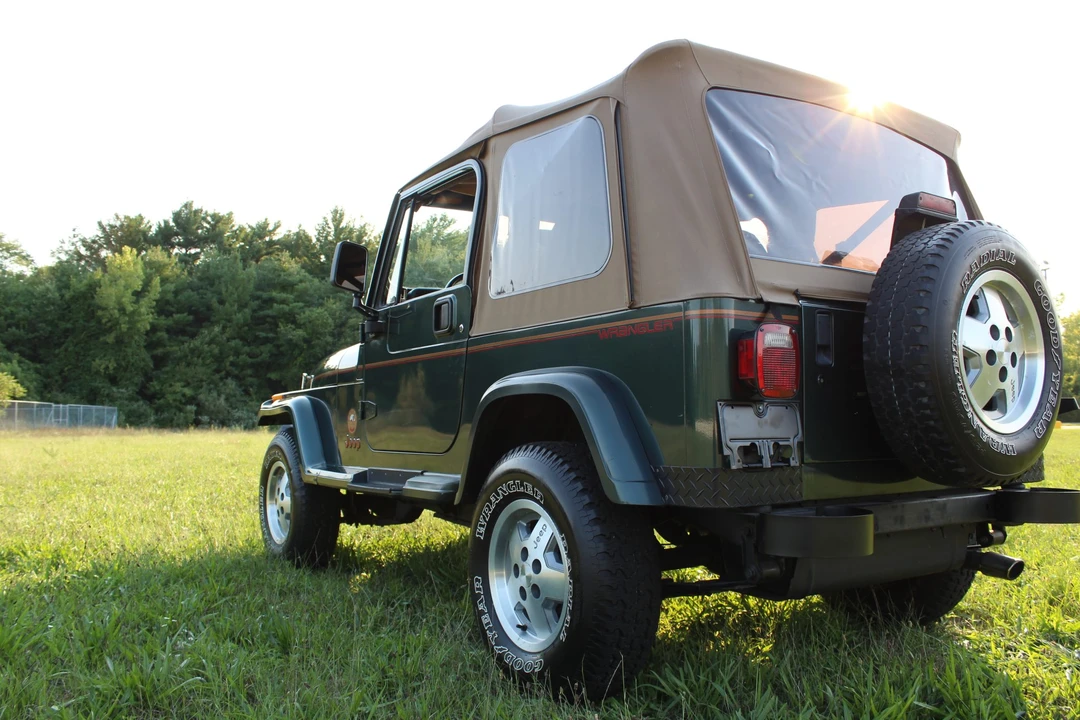 1994 Jeep YJ Wrangler - Image 31 of 31