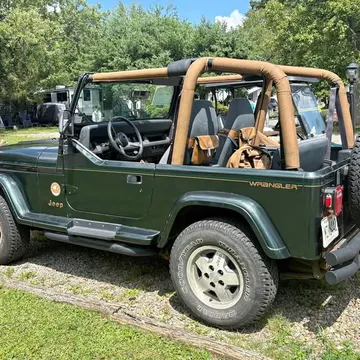1994 Jeep Wrangler Sahara Sport Utility 2D